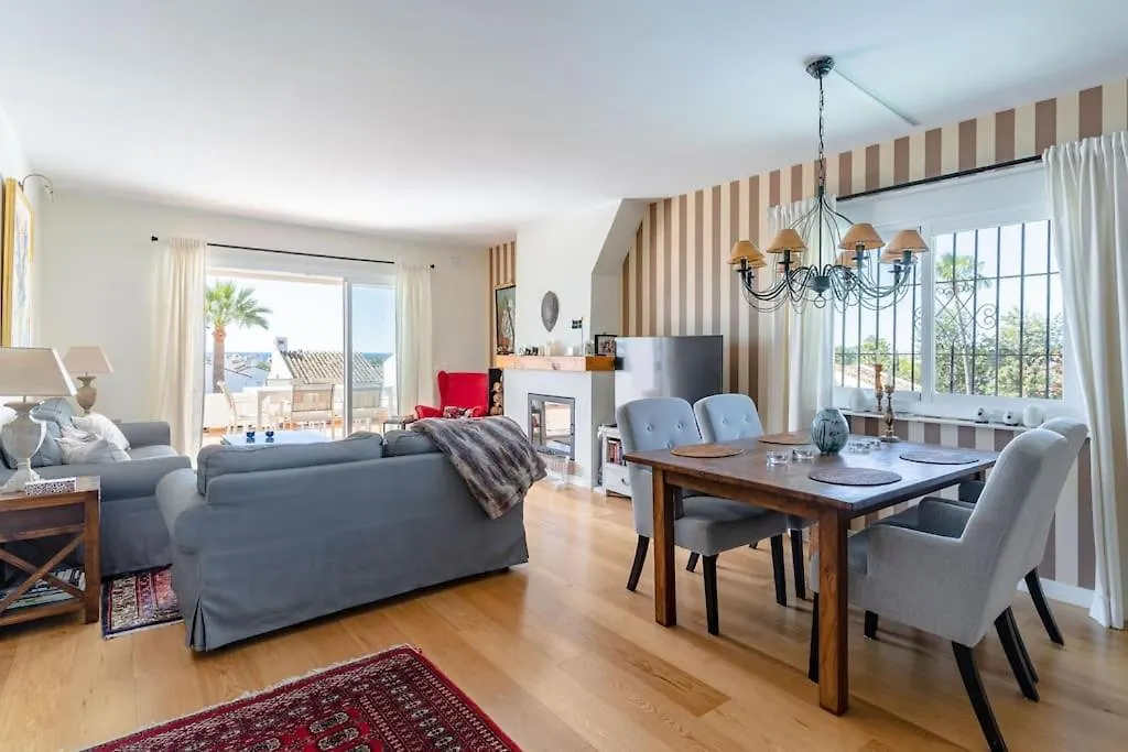 Central Apartment In Nueva Andalucia With An Amazing View Marbella